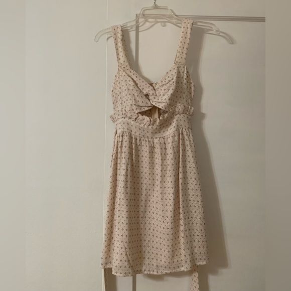 Never Worn Kittenish Cut Out Dress - Picture 2 of 3